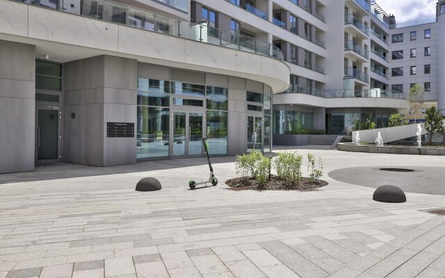 Plac Unii Apartment Gdynia by Renters