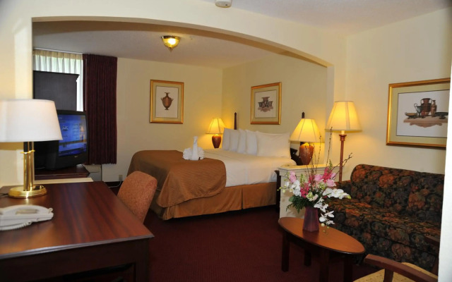 Opal Hotel & Suites