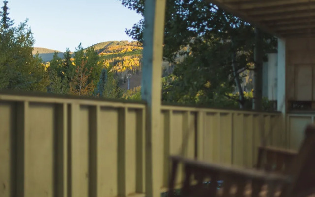 Sandstone Creek Getaway