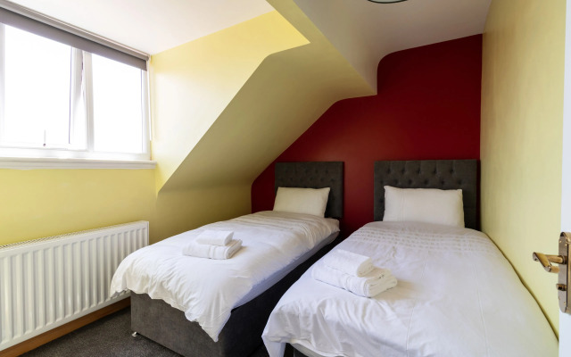 Granada Apartments Queen's Promenade