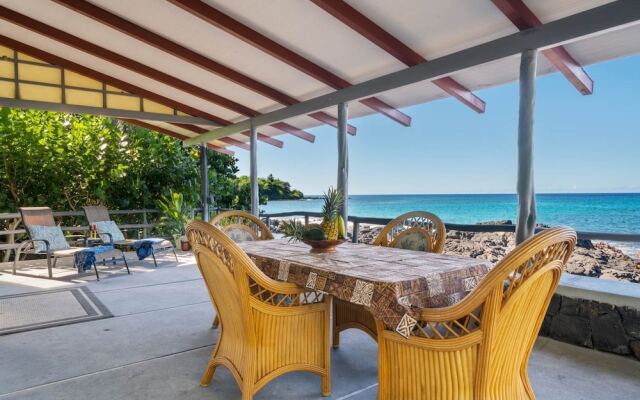 Kona Sunshine 2 Bedroom Home by RedAwning