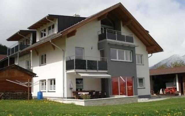Ferienwohnungen Simon - Hauserhof