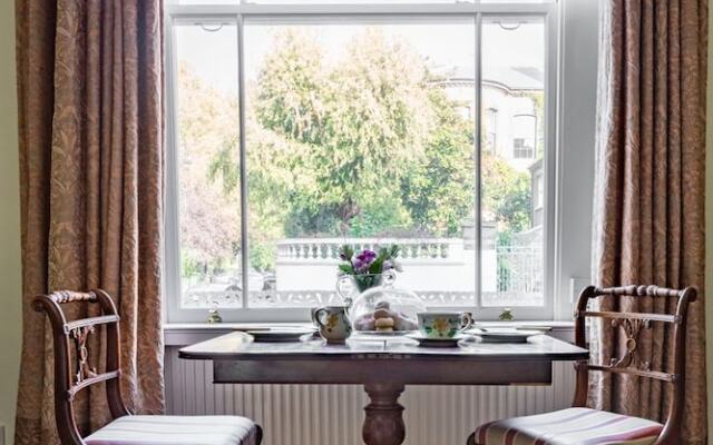 Stylish Flat Close To Victoria Station