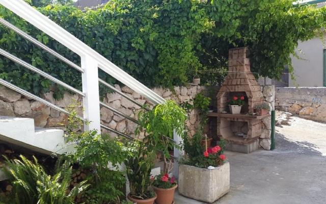 Apartment Frančeska - with parking; A1 Sali, Island Dugi otok