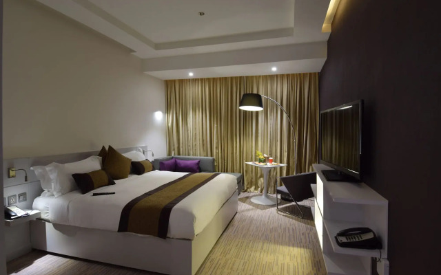Novotel Suites Riyadh Center