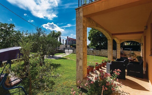 Awesome Home in Orbanici With Wifi and 2 Bedrooms