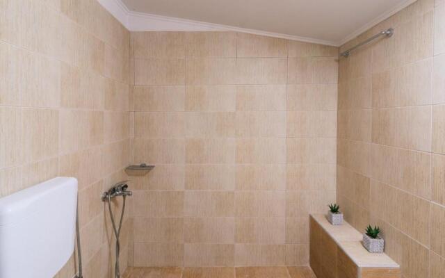 Alcyone Two Bedroom Country House with private pool