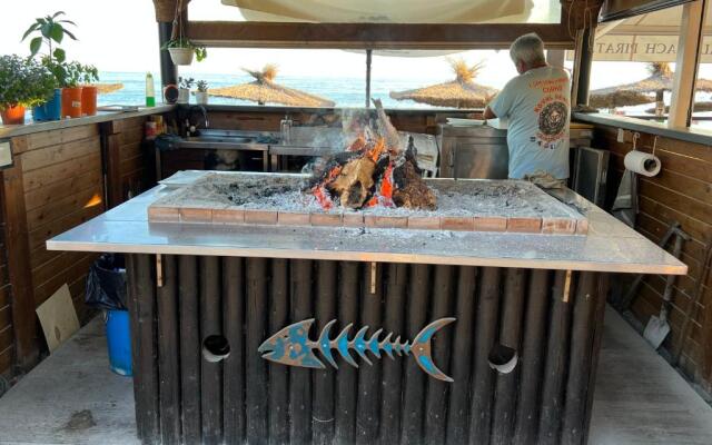 MI CAPRICHO, Beach Front Apartment P.14 3ºB