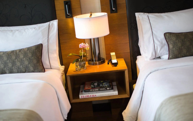 Refinery Hotel