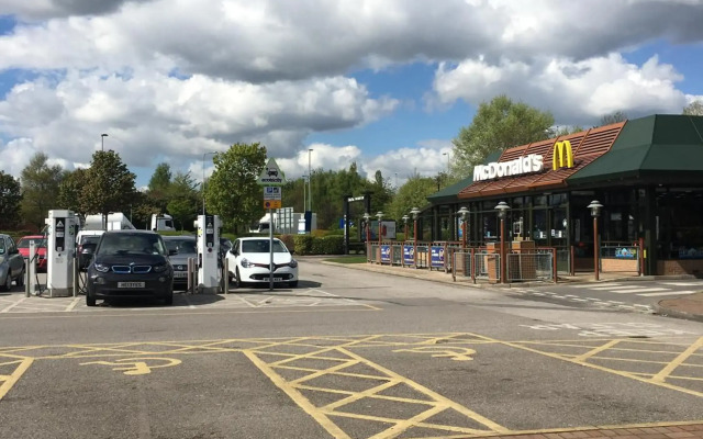 Warrington M6 Motel J20/M6 Lymm Services