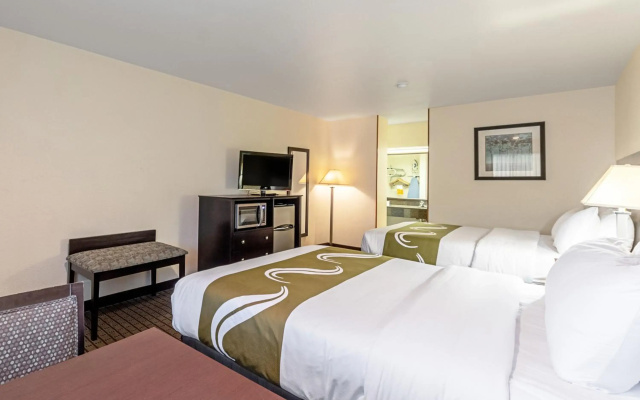 Quality Inn Three Rivers