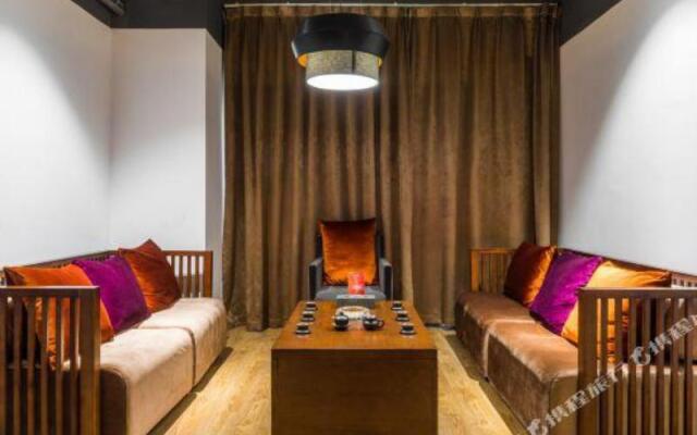 Chengdu Prolit Hotel