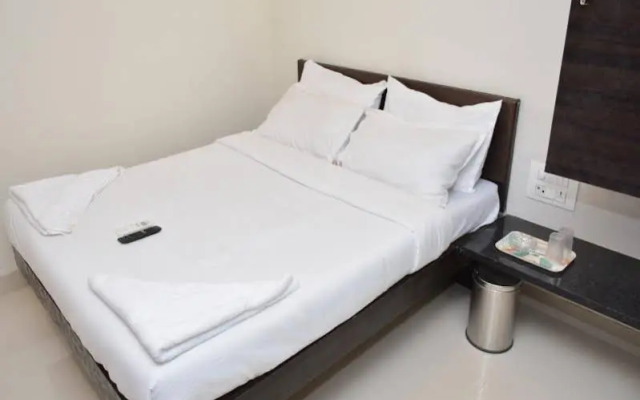 Hotel Adnoc Inn