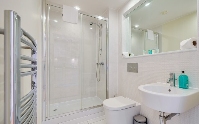 Cosy Studio Apartment in Canary Wharf