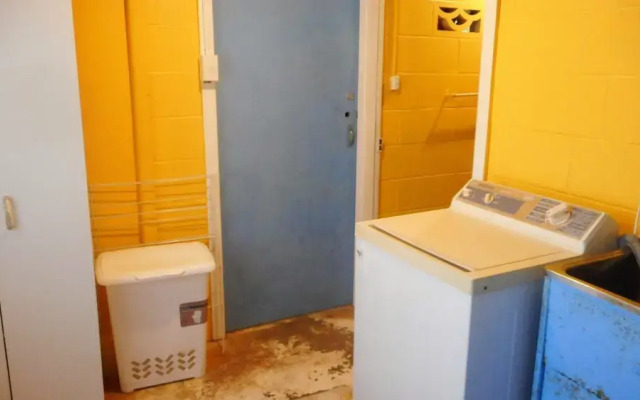 Sunseekers at Hat Head