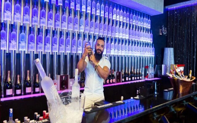 Ushuaia clubbing hotel