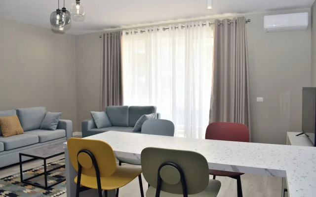 White Moon Apartment 301