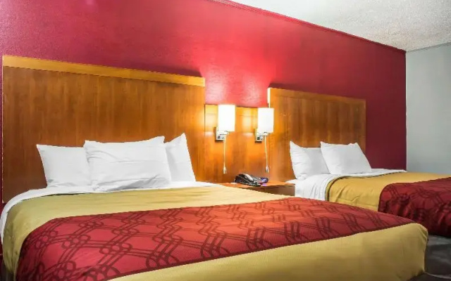 Econo Lodge Rochester
