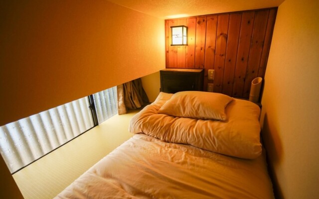 Hostel Knot