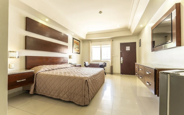 La Siesta Hotel