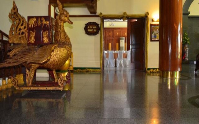 Mya Yeik Nyo Royal Hotel