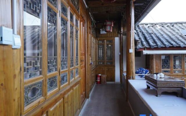 Lijiang Mengenju Inn