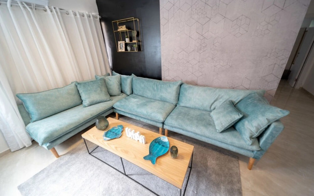 Amazing 3BR fully renovated Apt.