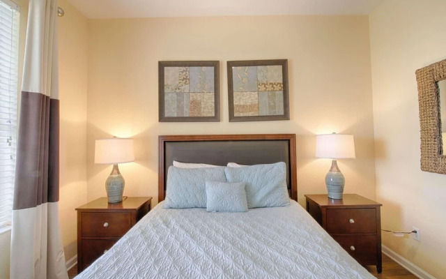 4126 Vista Cay