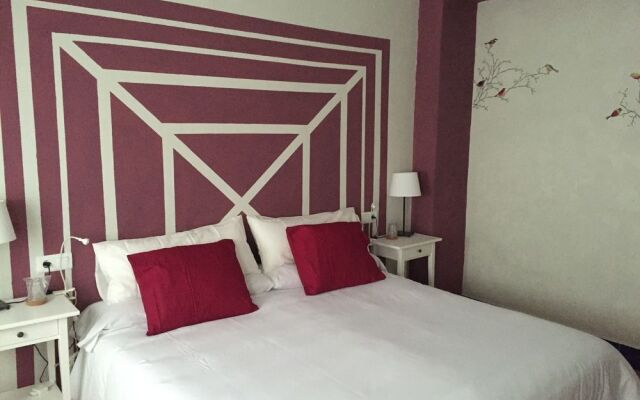 Cortijo Carrillo Bed & Breakfast