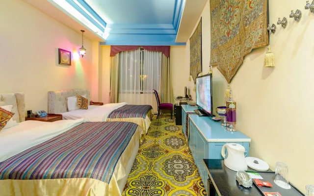 Vegas Cultural Hotel Bali Branch