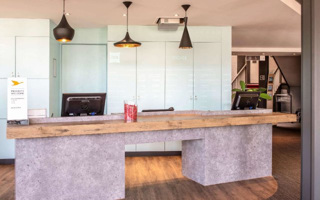 ibis Issoire