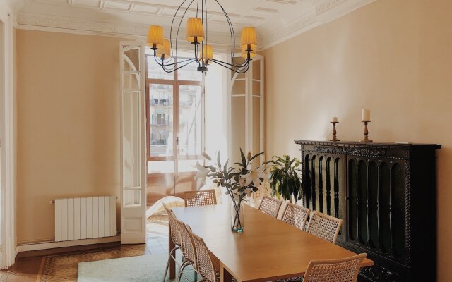 Aribau Cinema Apartamentos