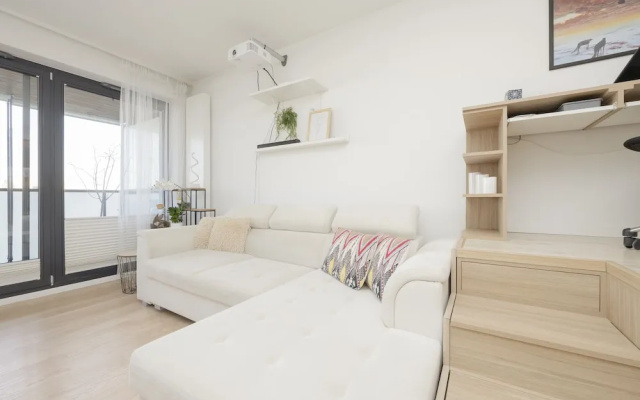 Business Studio Sikorskiego by Renters