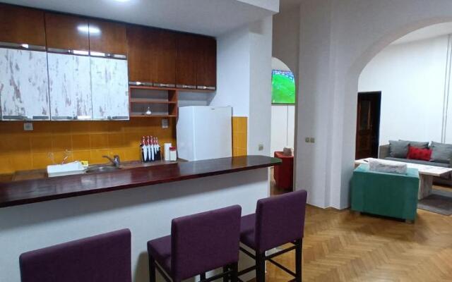 Authentic Belgrade Centre - Apartments Ethnica