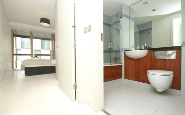 Grand Canal Quay Suite