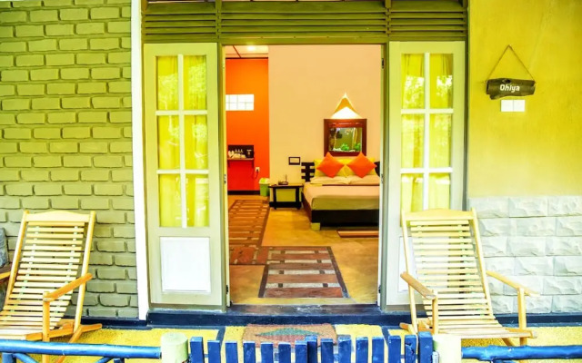 Train View Chalet