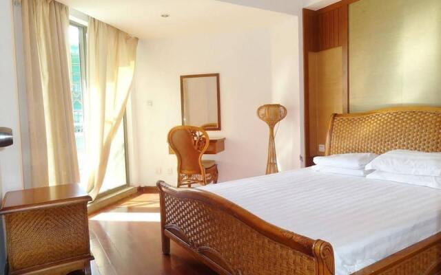 Crystal Blue Bay Vacation Hotel