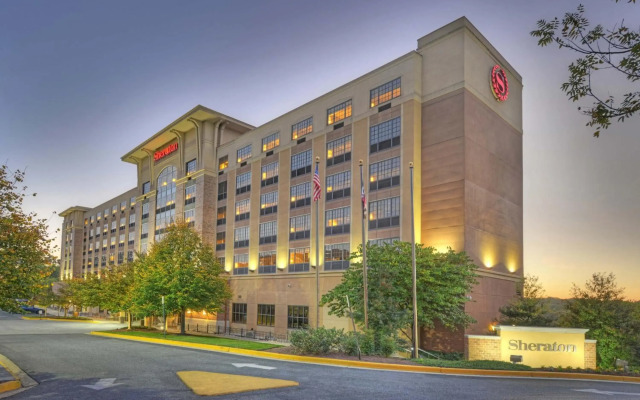 Sheraton Baltimore Washington Airport Hotel - BWI