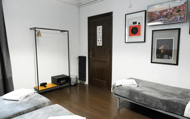 Traveller House 7 Bedroom Apartment