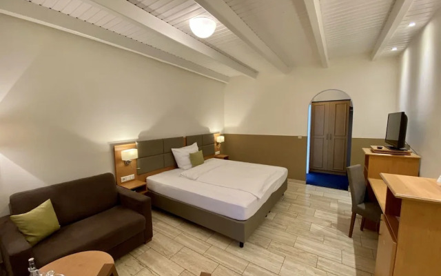 Waldhotel zum Bergsee Damme