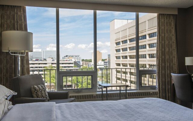 Sheraton Cavalier Saskatoon Hotel