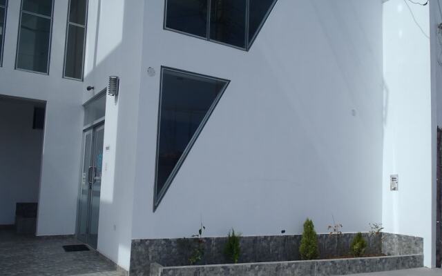 Camaná Suites Hotel