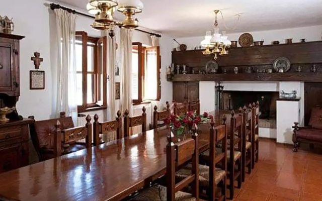Villa Lavania