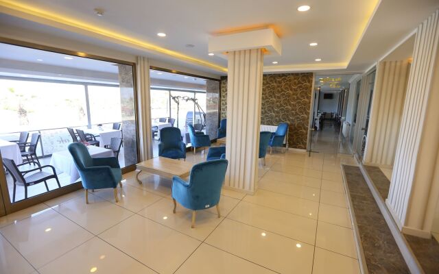 Aksular Hotel