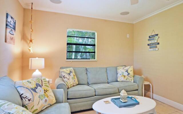 Paradise Beach - West 2414