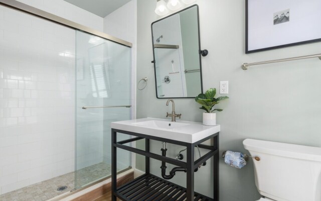 Historic Dream - Unit B