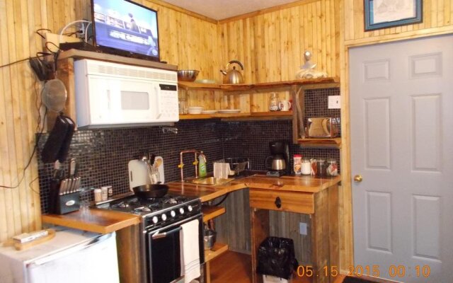 Bone Creek Wilderness Retreat