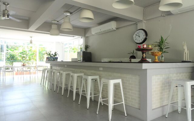 Isara Khao Lak