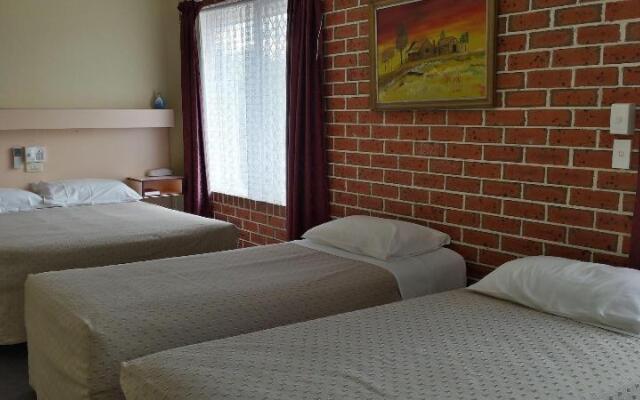 The Mullum Motel