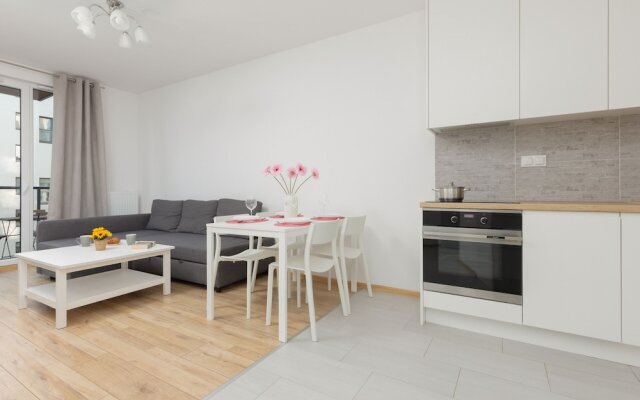 Apartment Warsaw Fort Wola by Renters